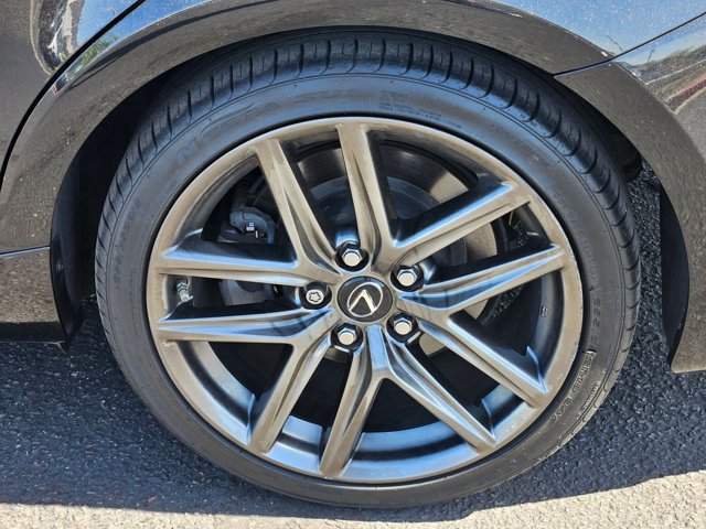 Used 2018 Lexus IS 300 F Sport w/ F Sport Package RWD image 24