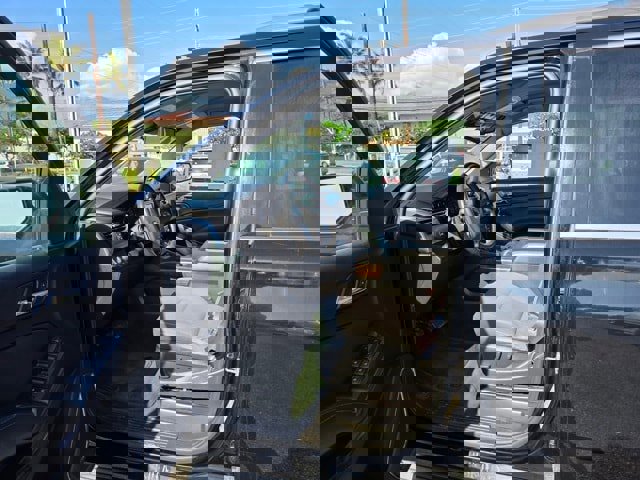 Used 2015 Chevrolet Suburban LS w/ Driver Alert Package image 9