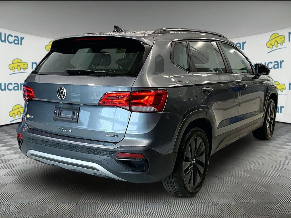 Used 2022 Volkswagen Taos S w/ IQ Drive S Package image 8