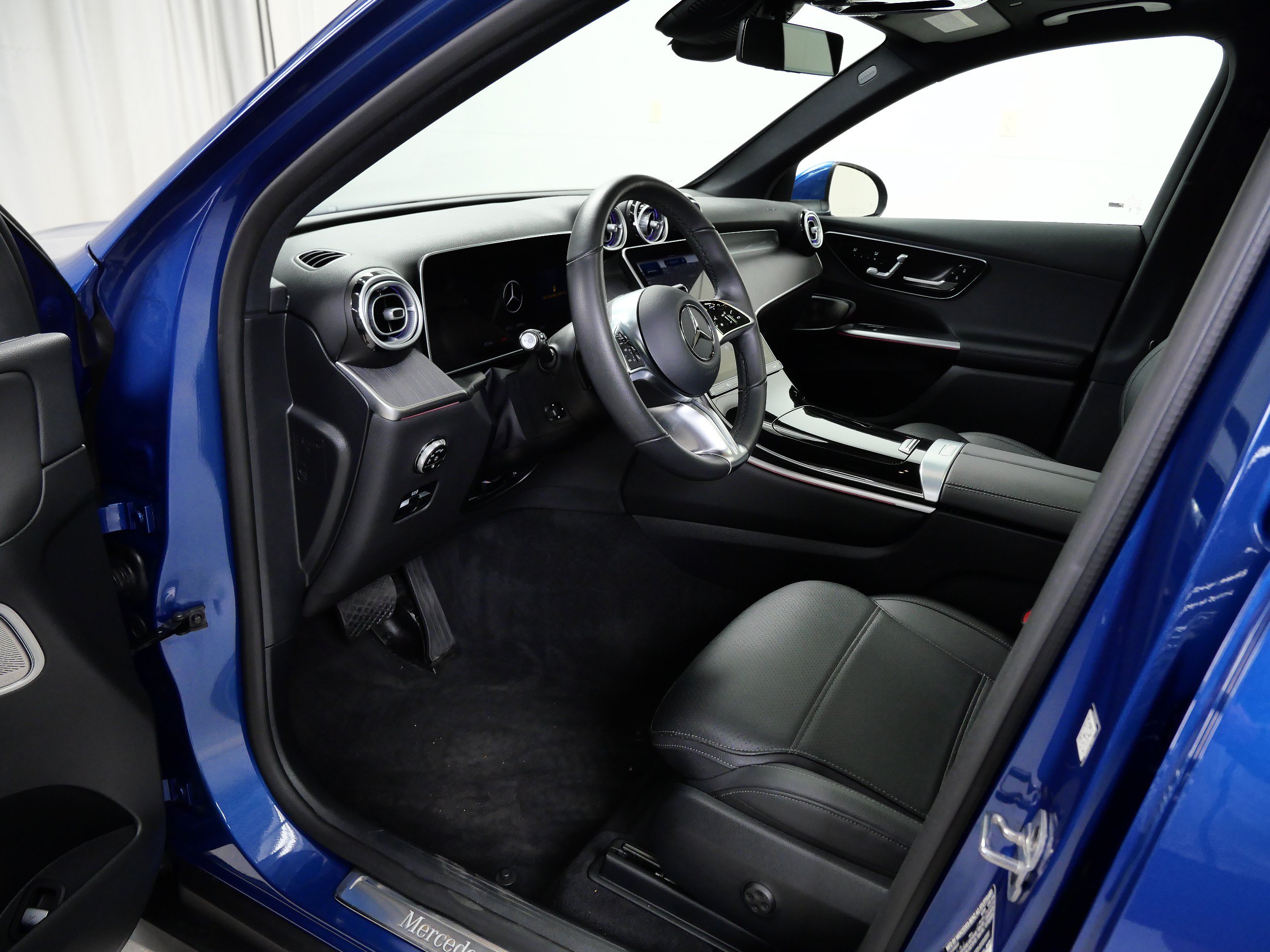 Certified 2026 Mercedes-Benz GLC 300 4MATIC image 14