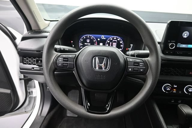 Used 2025 Honda Accord LX image 6