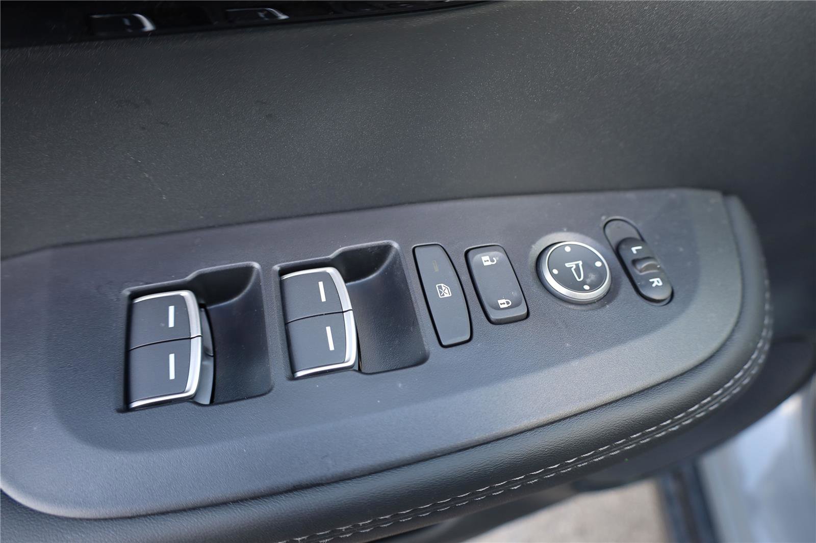 New 2026 Acura ADX AWD image 11