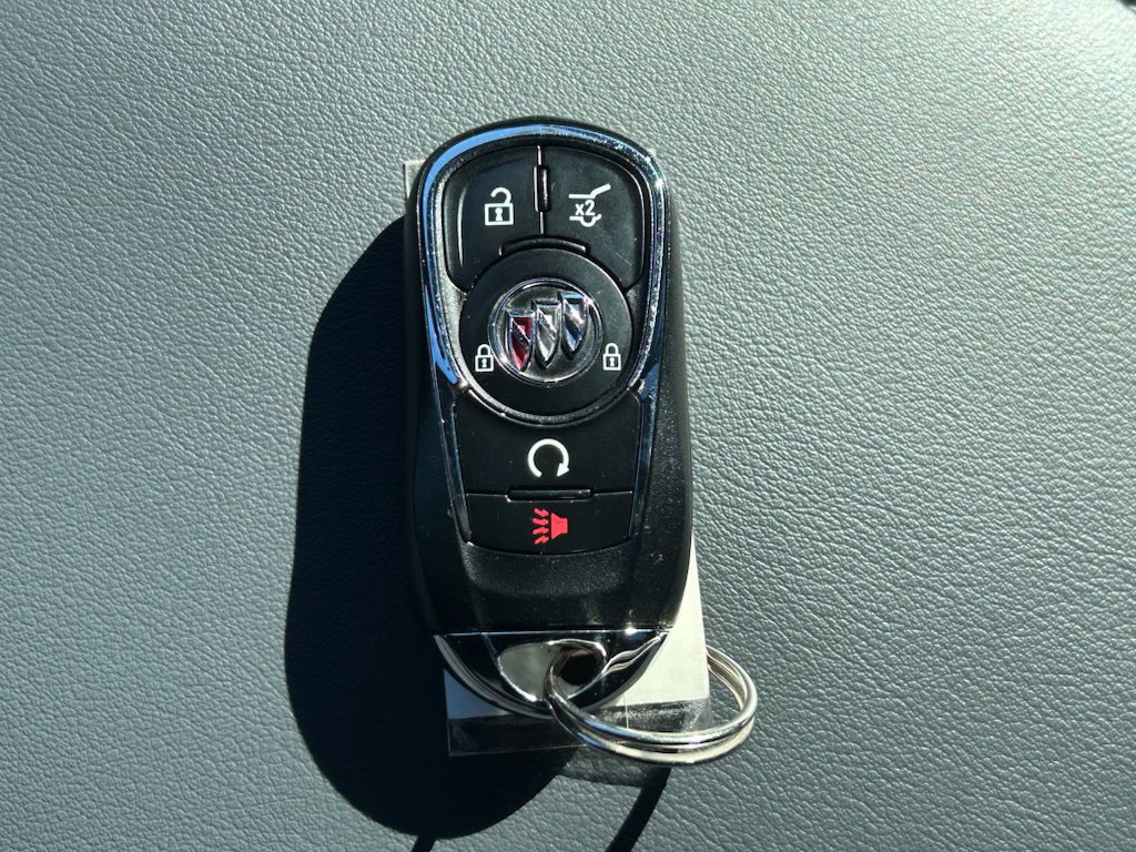 Used 2022 Buick Enclave Essence w/ Experience Buick Package AWD/4WD image 23
