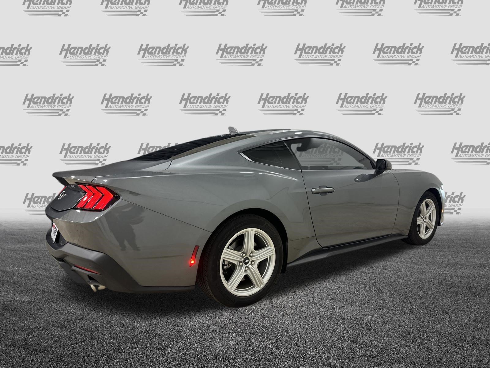 Used 2026 Ford Mustang Coupe RWD image 10