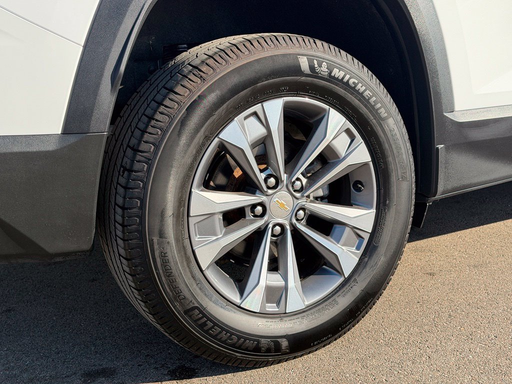 Used 2025 Chevrolet Equinox LT w/ Safety and Technology Package AWD/4WD image 27