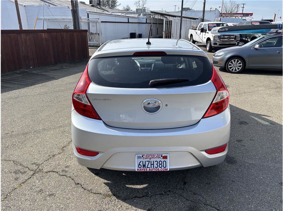 Used 2013 Hyundai Accent GS image 6