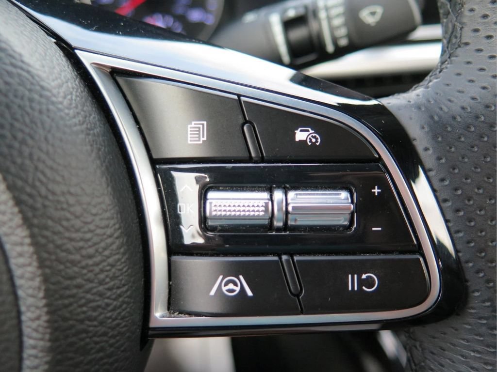 Used 2023 Kia Forte GT-Line FWD image 19
