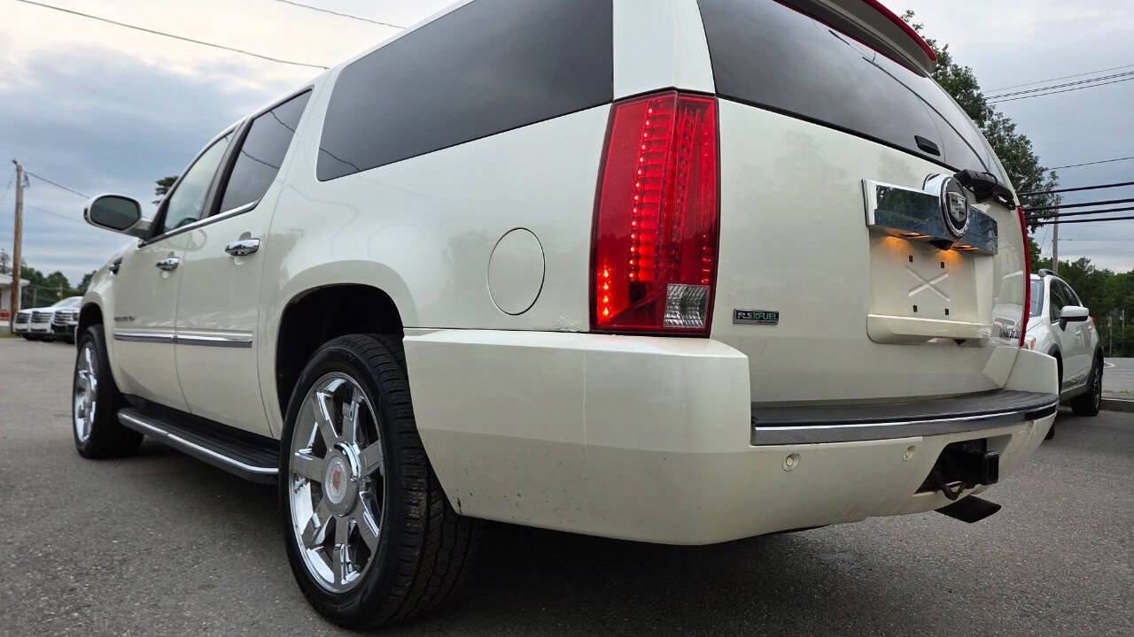 Used 2010 Cadillac Escalade ESV Luxury AWD/4WD image 10