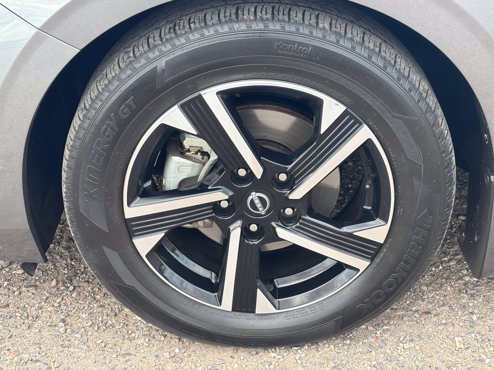 Certified 2024 Nissan Sentra SV FWD image 7