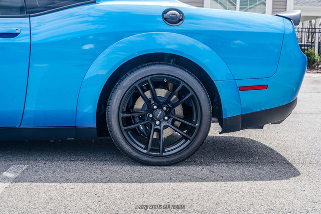 Used 2023 Dodge Challenger SRT Hellcat RWD image 93