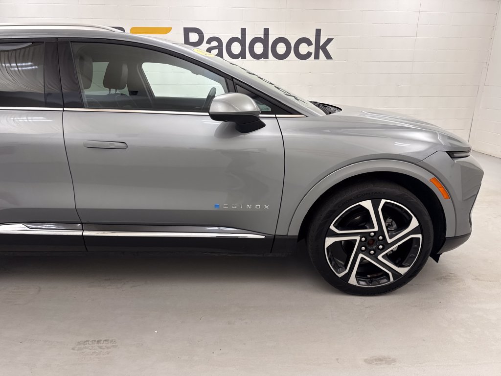 Used 2025 Chevrolet Equinox EV LT w/ Convenience Package II FWD image 8