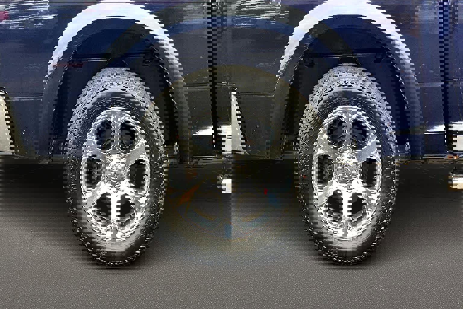 Used 2016 RAM 1500 Laramie w/ Convenience Group image 36