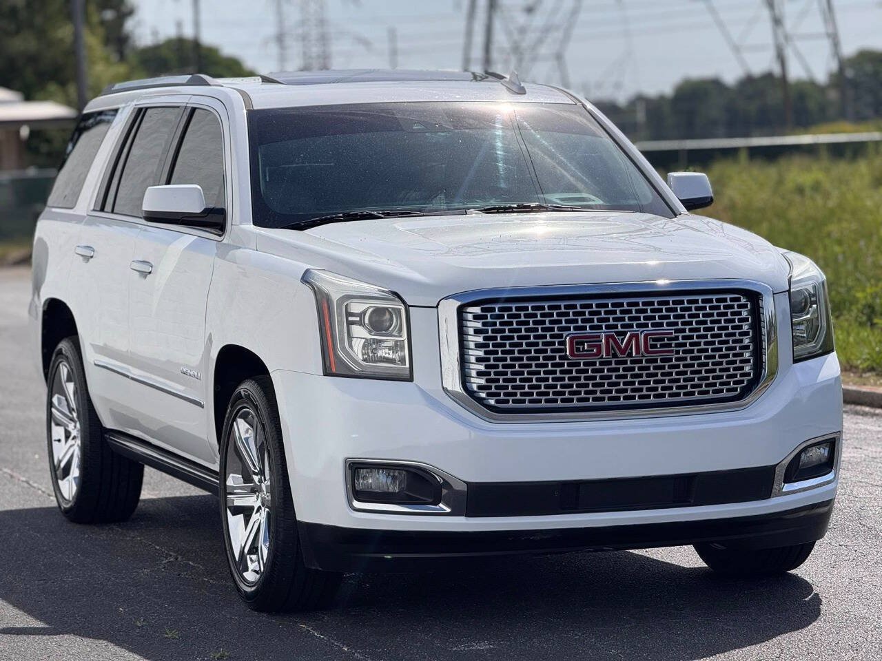 Used 2017 GMC Yukon Denali w/ Open Road Package RWD image 4