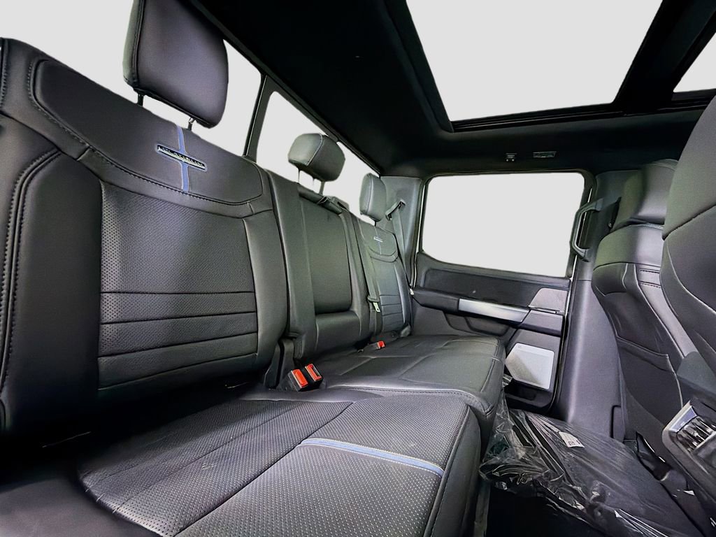 New 2025 Ford F350 Platinum w/ FX4 Off-Road Package image 30