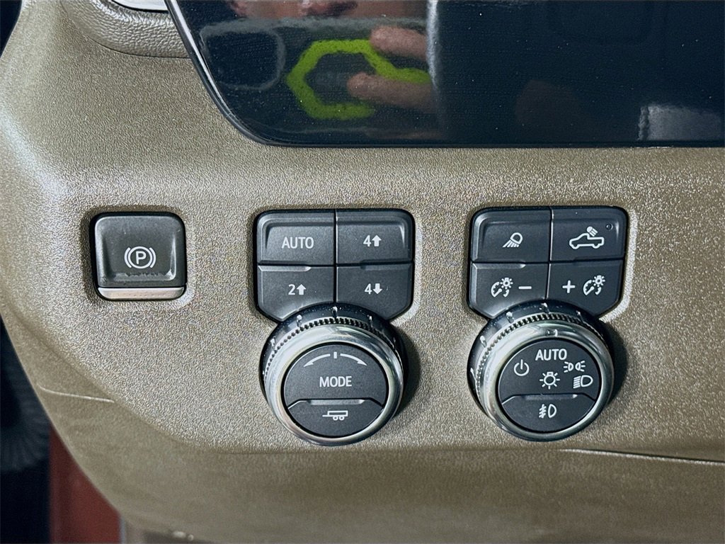 Used 2024 GMC Sierra 2500 SLT w/ SLT Premium Package image 20