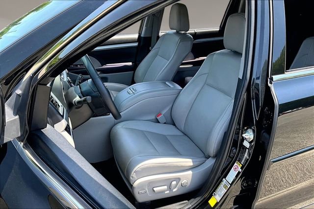 Used 2019 Toyota Highlander XLE FWD image 20