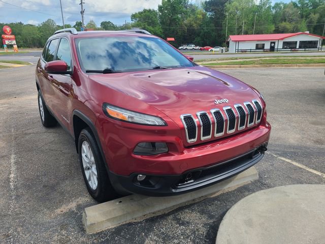 Used 2015 Jeep Cherokee Latitude w/ Comfort/Convenience Group image 2