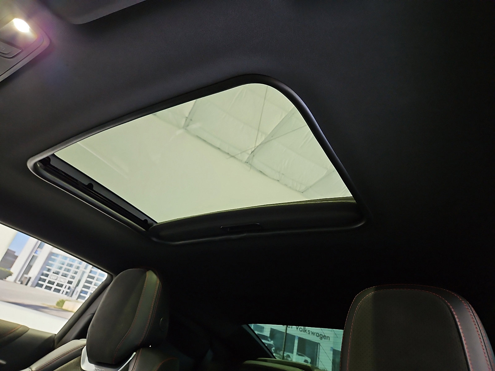 Used 2022 Chevrolet Camaro ZL1 RWD image 17