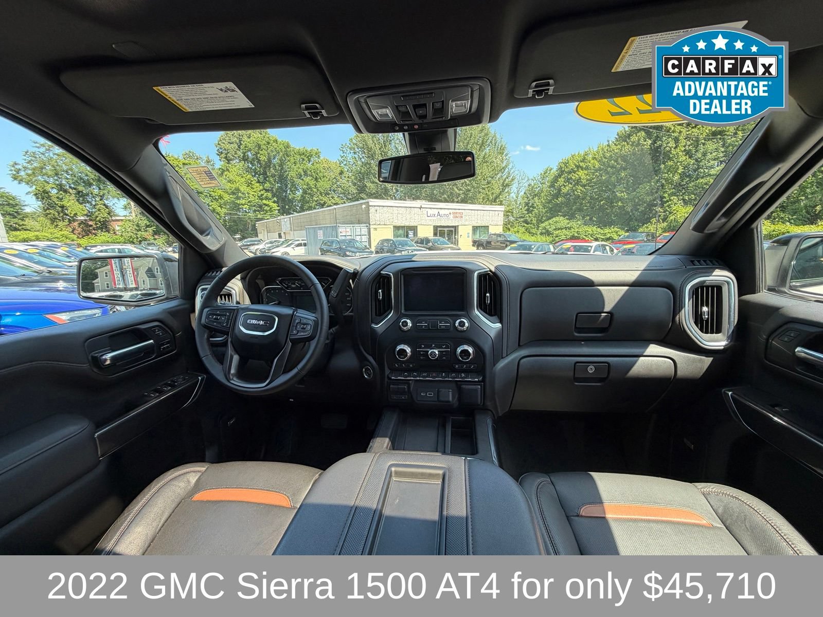 Used 2022 GMC Sierra 1500 AT4 w/ AT4 Premium Package AWD/4WD image 8