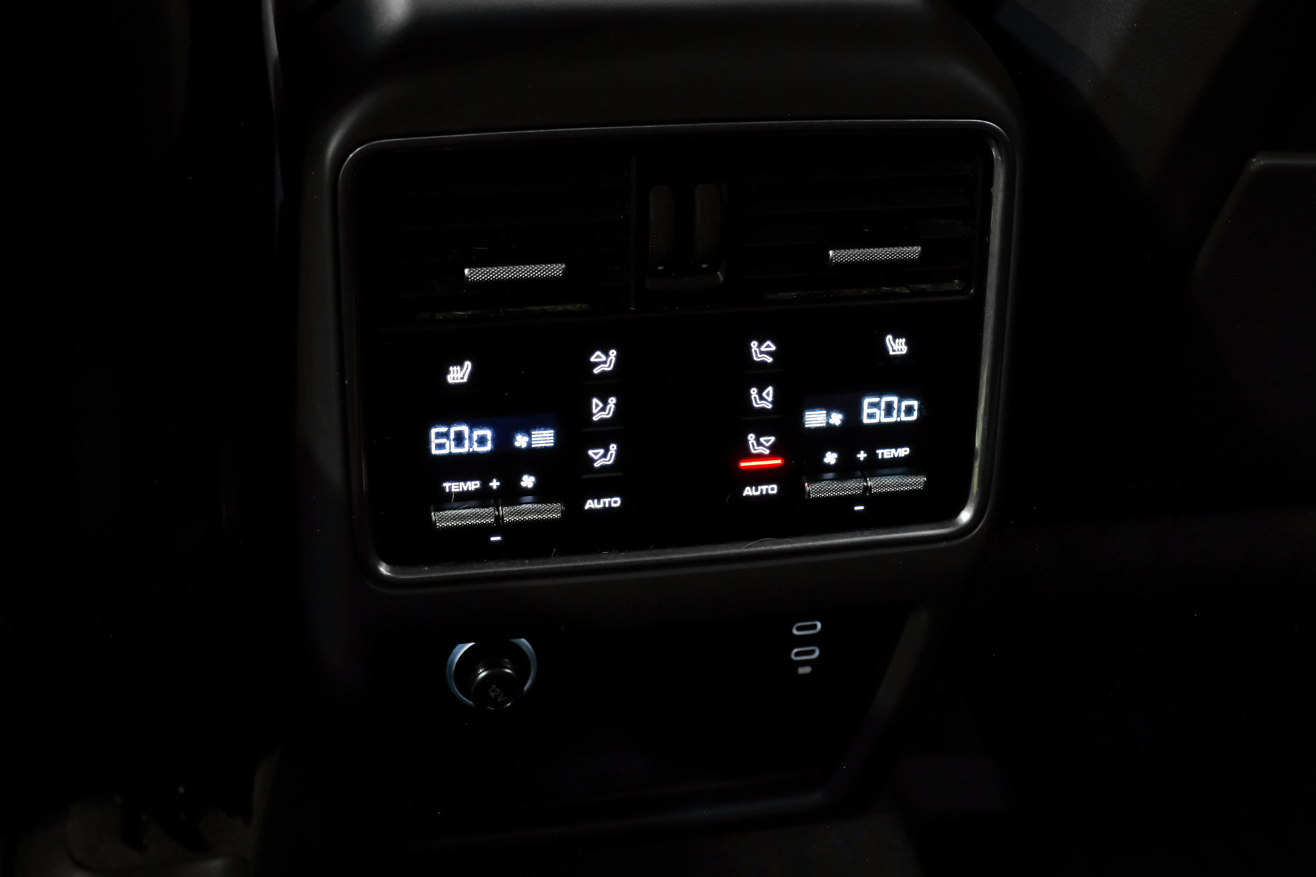 Used 2023 Porsche Cayenne AWD/4WD image 43