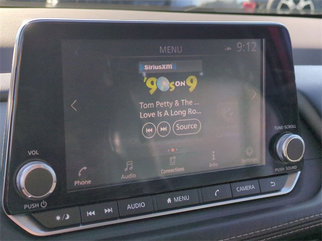 Used 2021 Nissan Rogue SV w/ Premium Package image 16