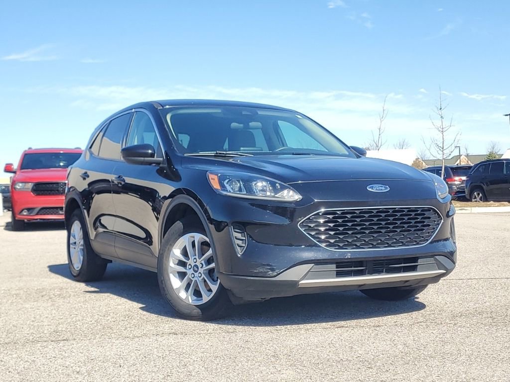 Used 2020 Ford Escape SE image 33