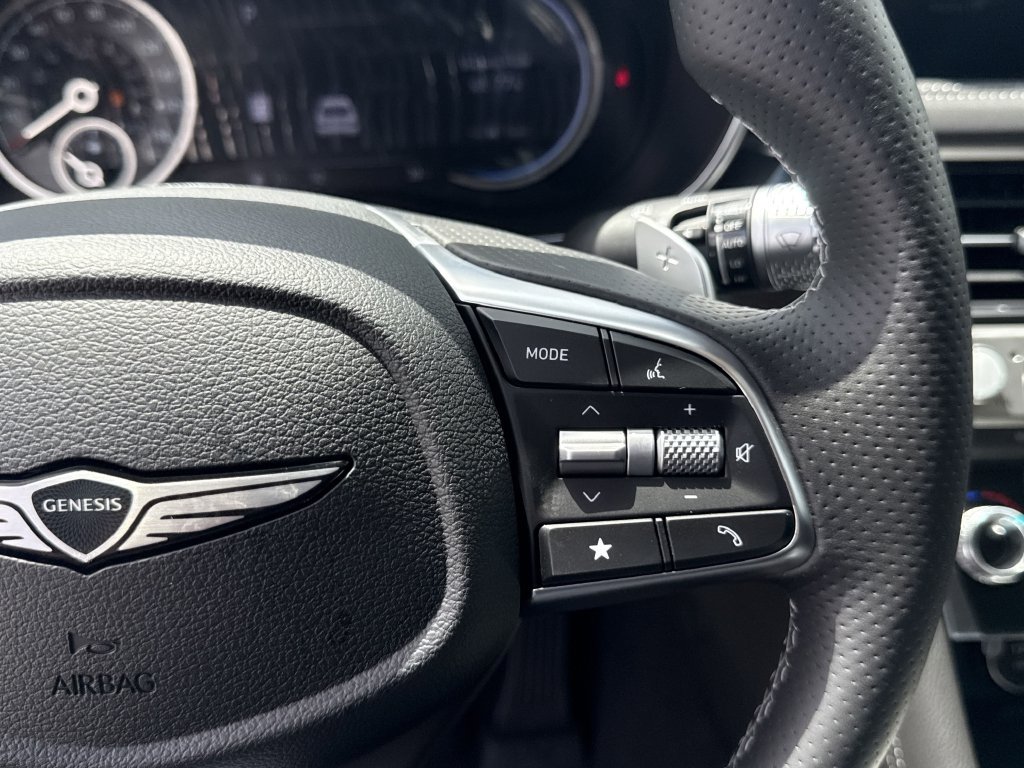Used 2026 Genesis G70 2.5T Prestige RWD image 14