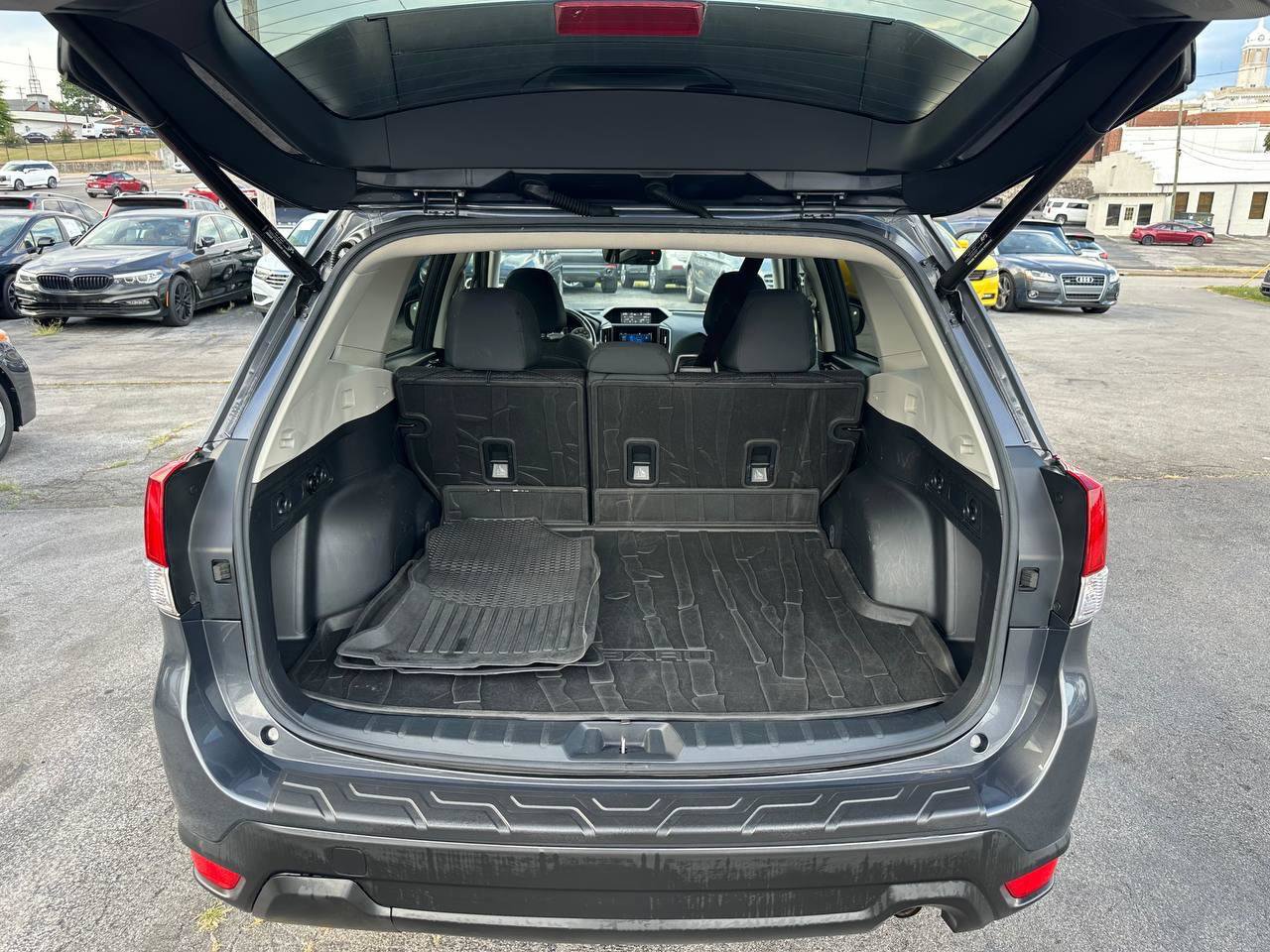 Used 2020 Subaru Forester Premium AWD/4WD image 38