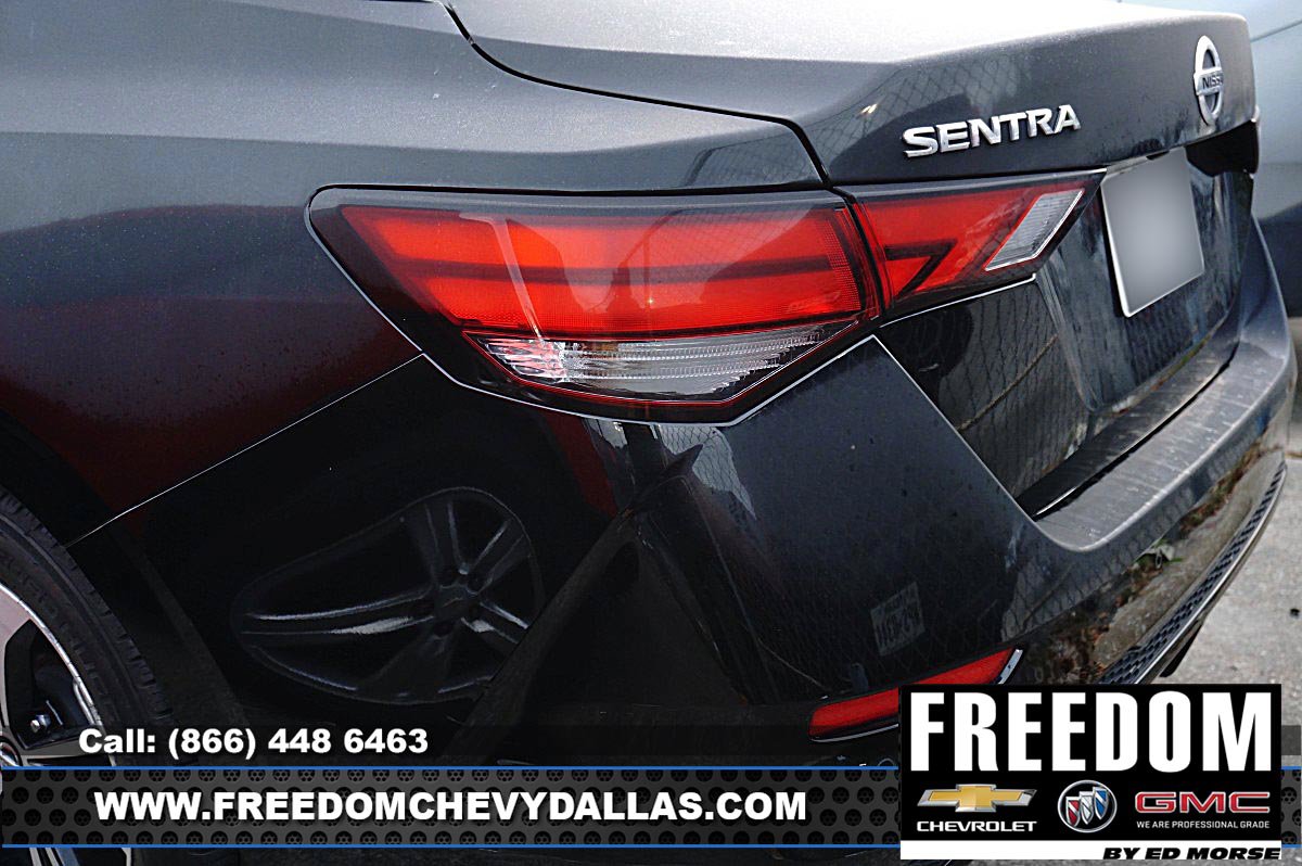Used 2022 Nissan Sentra SV FWD image 9
