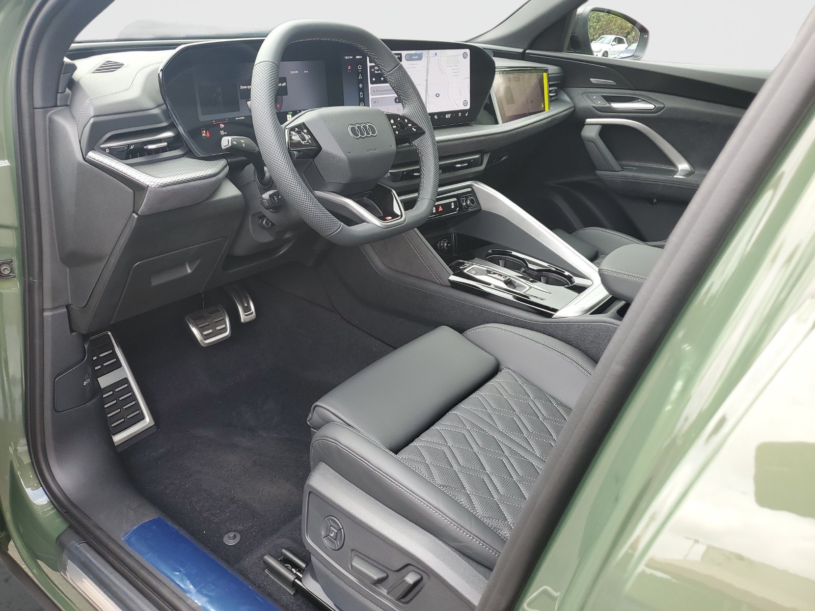 New 2026 Audi SQ5 Prestige AWD/4WD image 19
