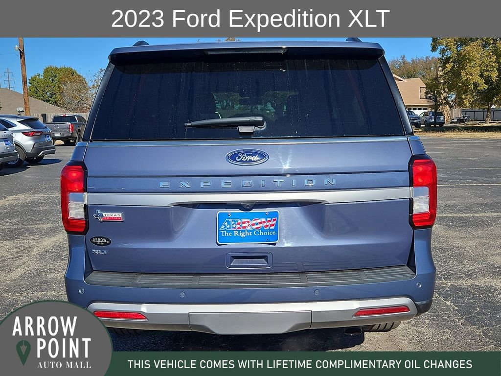 Used 2023 Ford Expedition XLT image 10