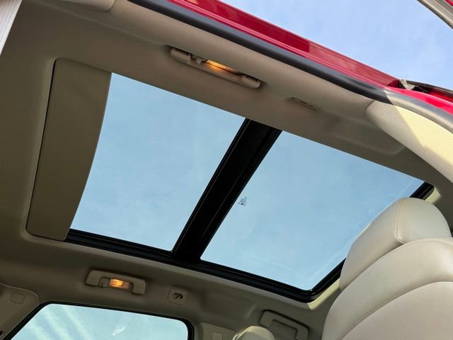 Used 2014 Cadillac SRX Luxury image 5