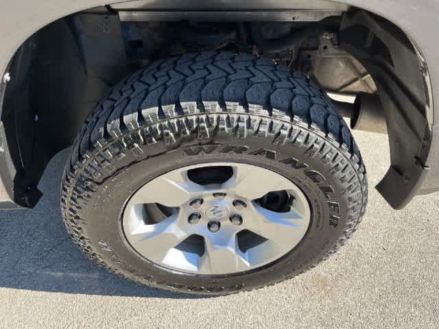 Used 2019 RAM 1500 Big Horn AWD/4WD image 12