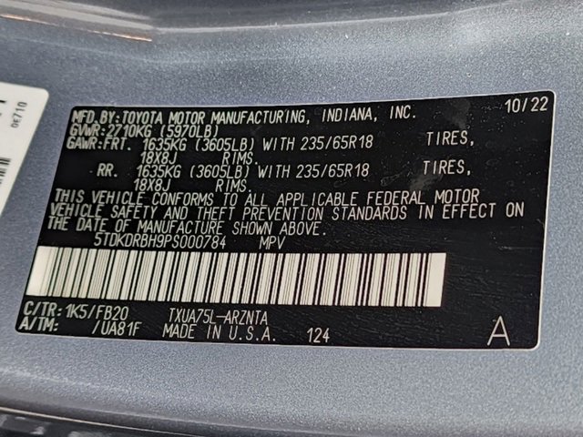 Used 2023 Toyota Highlander LE image 32