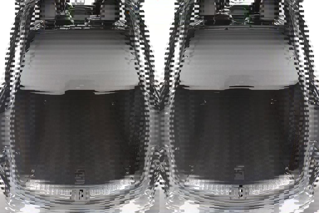 Used 2018 Porsche Macan image 37