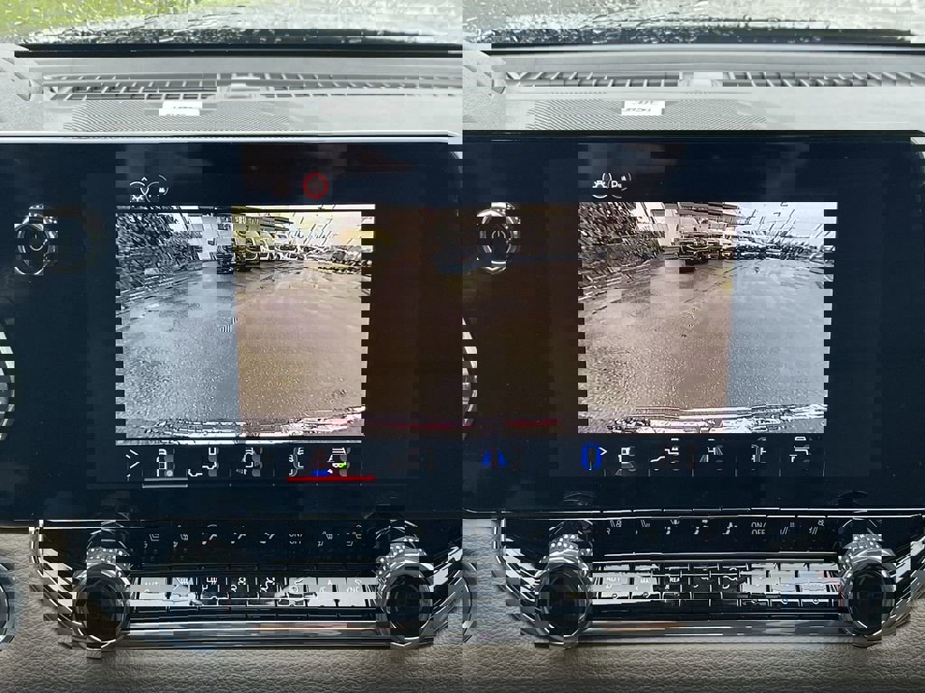 New 2026 GMC Canyon Denali image 15