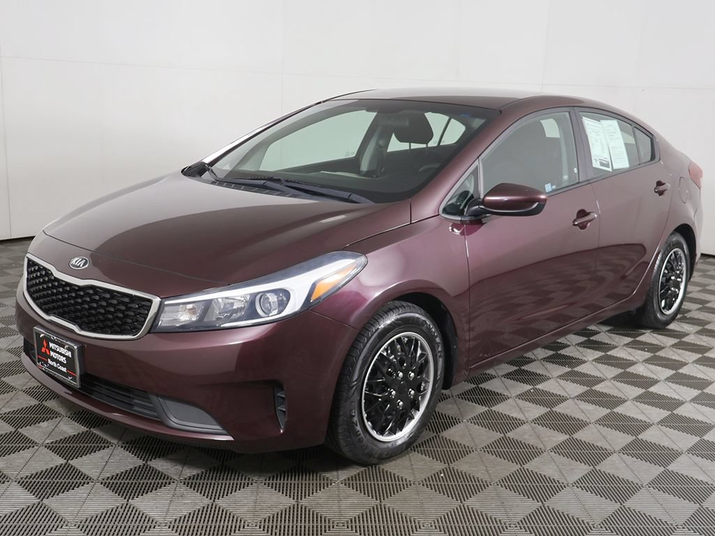 Used 2018 Kia Forte LX FWD image 3