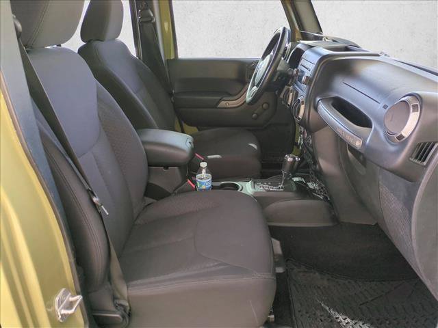 Used 2013 Jeep Wrangler Unlimited Sport w/ Connectivity Group AWD/4WD image 18