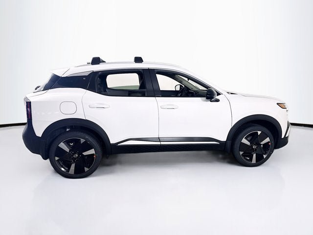 New 2026 Nissan Kicks SR w/ Cold Weather Package image 4