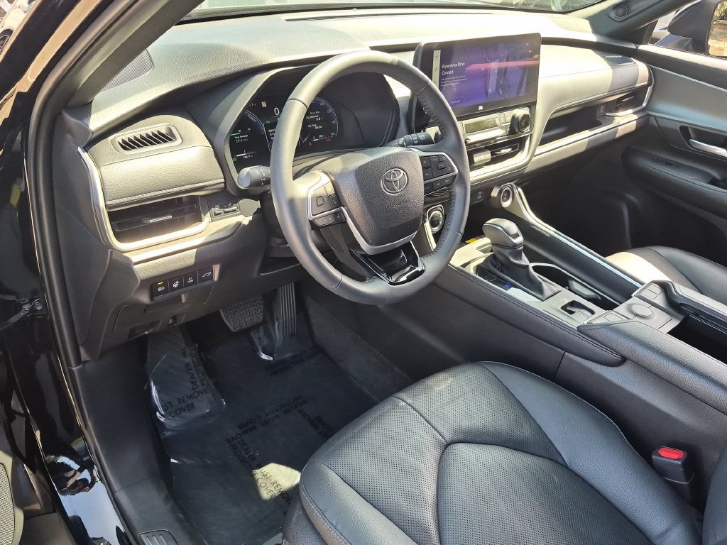 Used 2025 Toyota Grand Highlander AWD Hybrid image 8