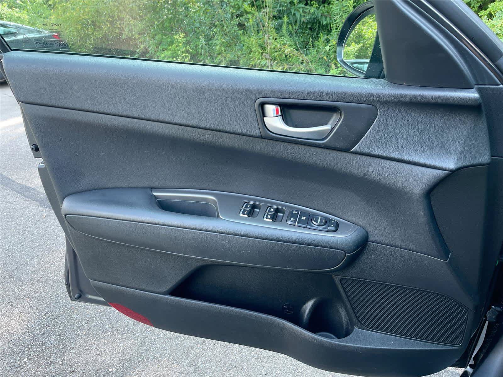 Used 2019 Kia Optima S w/ S Panoramic Sunroof Package FWD image 25