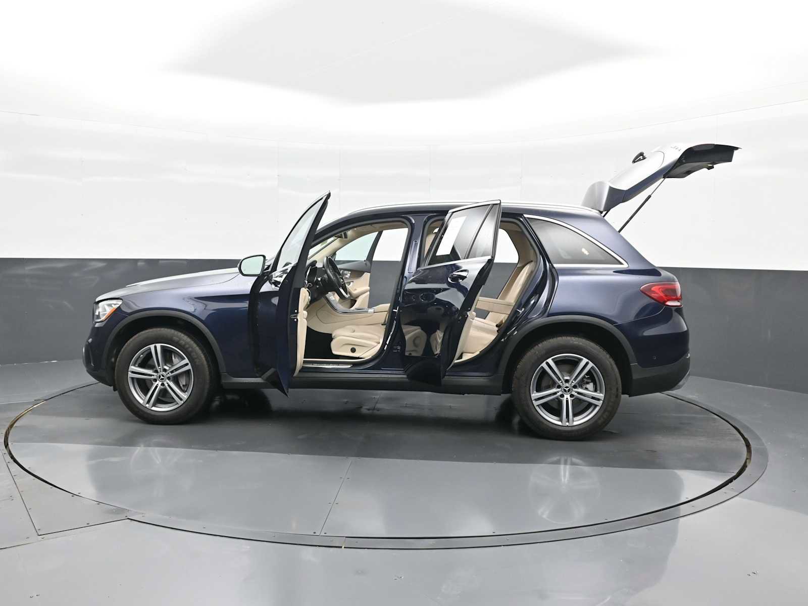 Used 2022 Mercedes-Benz GLC 300 4MATIC image 40
