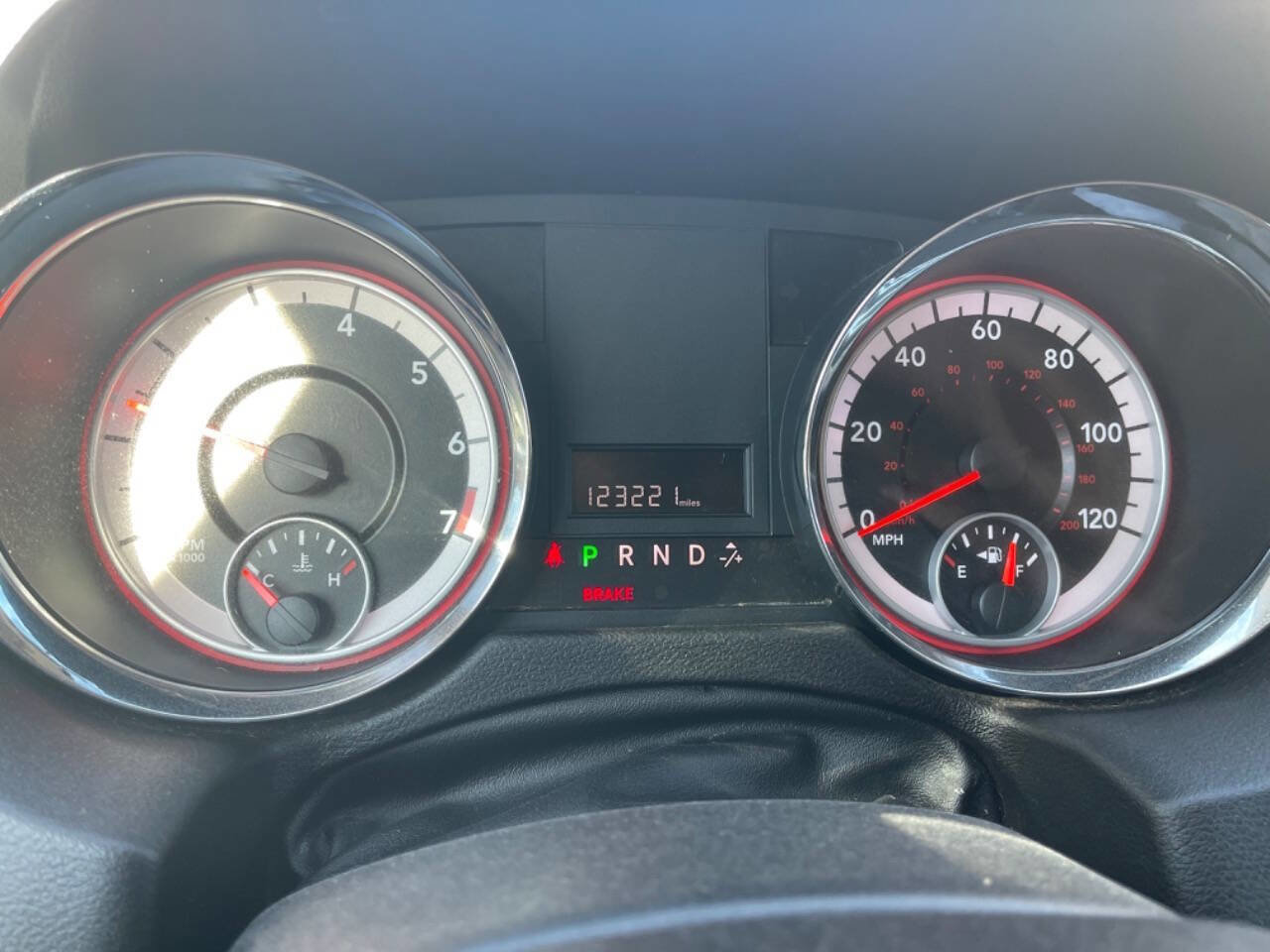 Used 2012 Dodge Grand Caravan SXT image 9