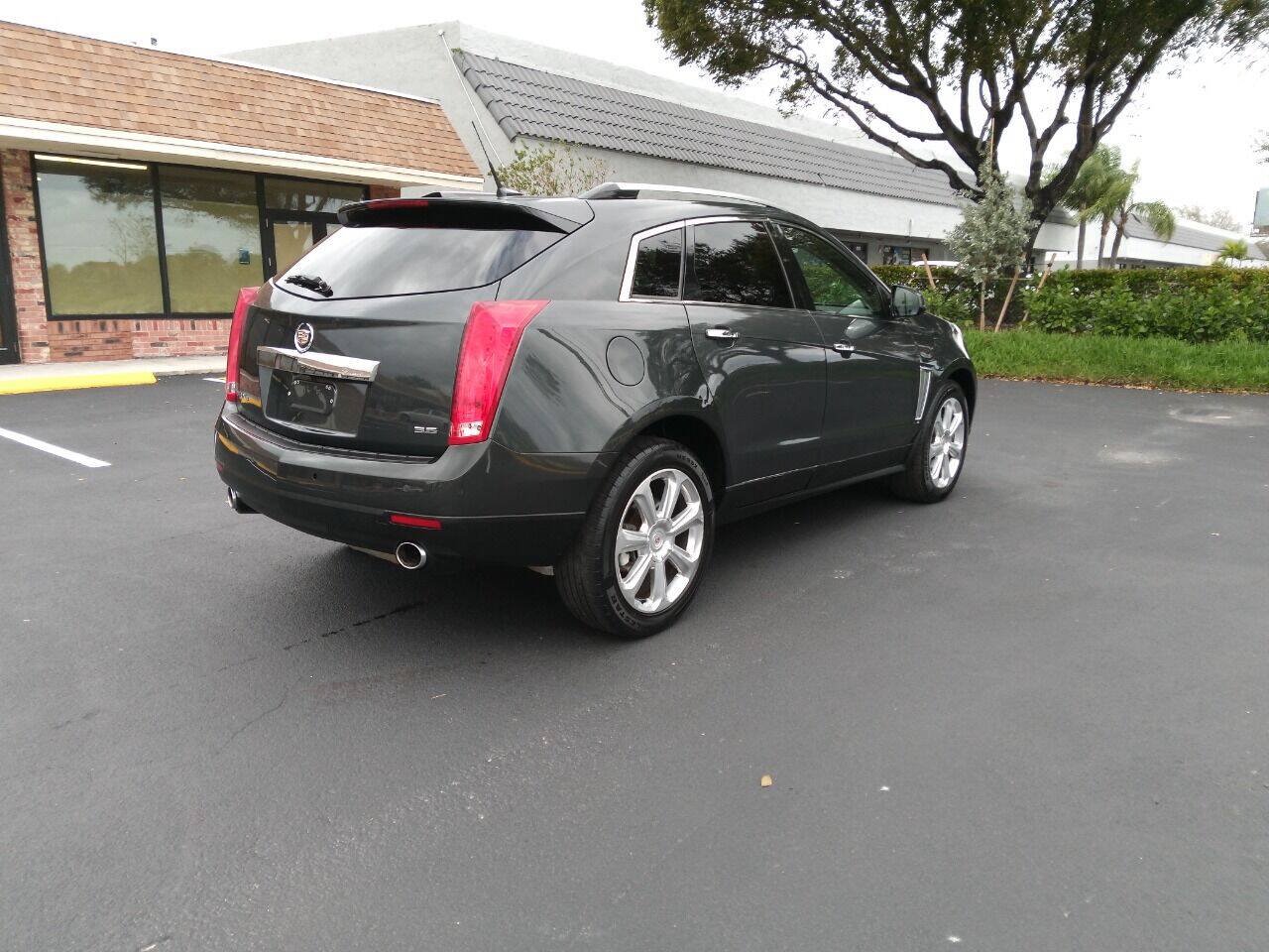 Used 2014 Cadillac SRX Performance AWD/4WD image 3