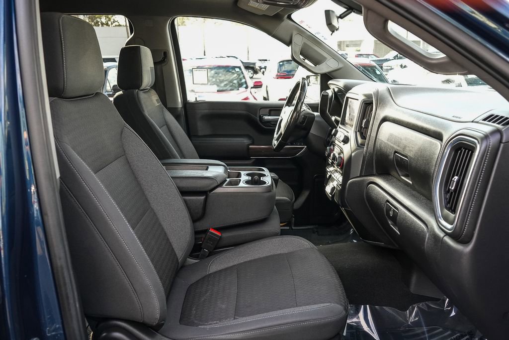 Used 2021 Chevrolet Silverado 1500 LT w/ Bed Protection Package image 16