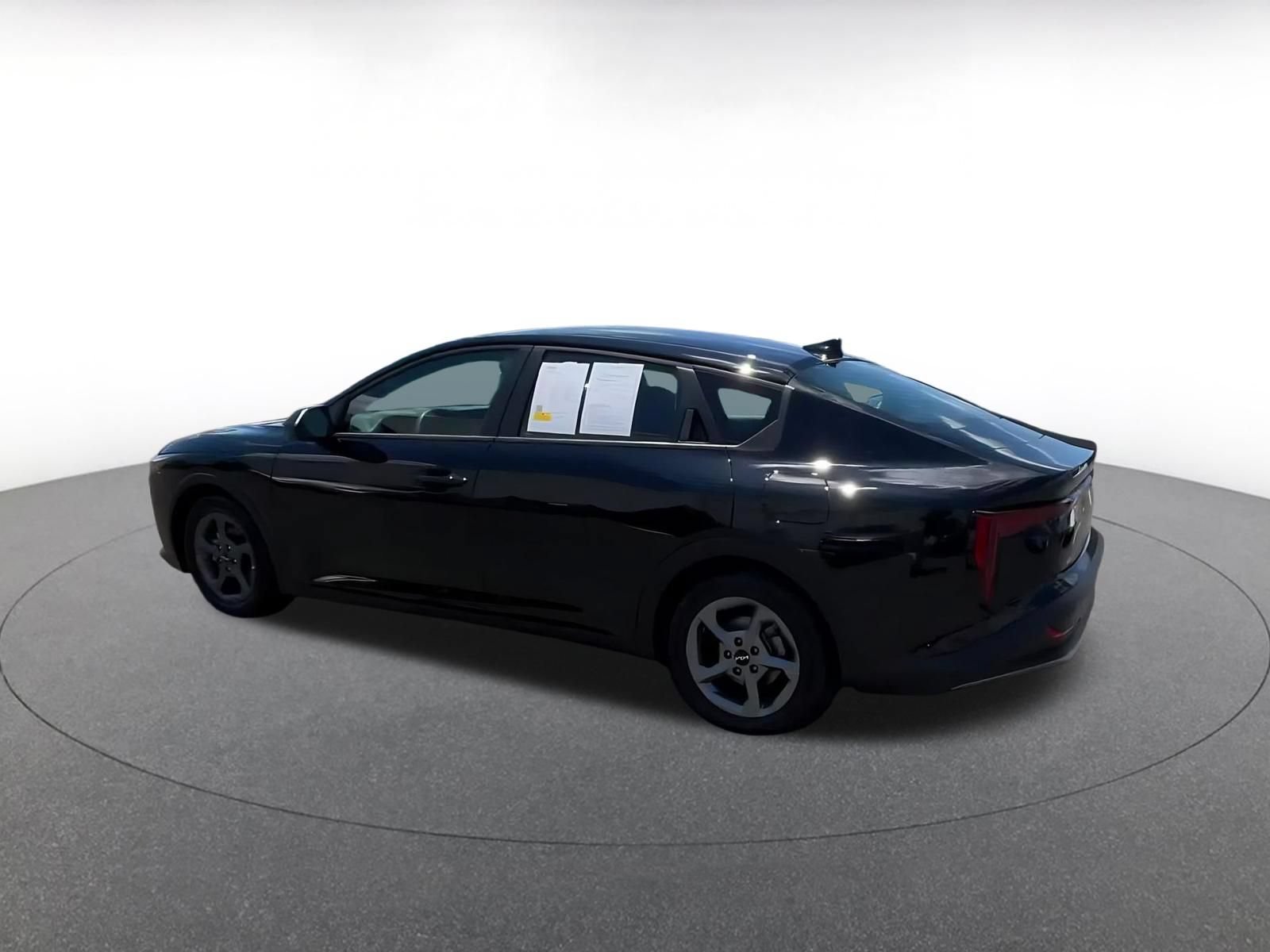 Used 2025 Kia K4 FWD image 10