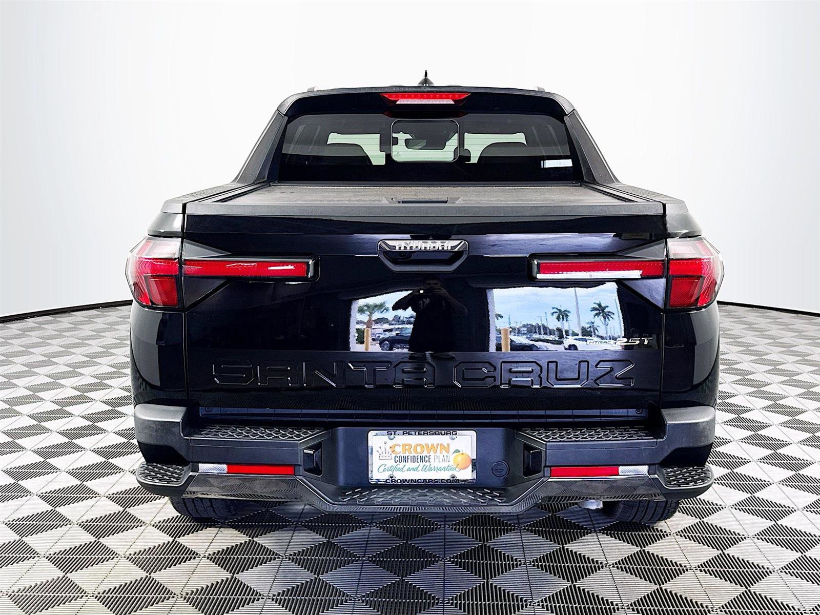 Certified 2024 Hyundai Santa Cruz Limited image 6