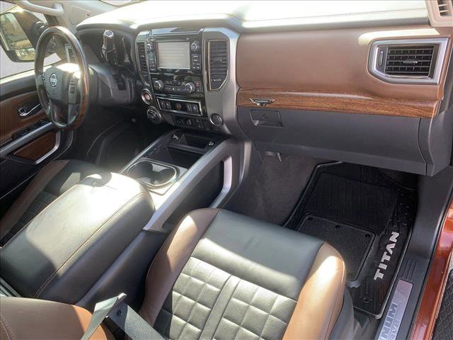 Used 2017 Nissan Titan Platinum Reserve AWD/4WD image 27