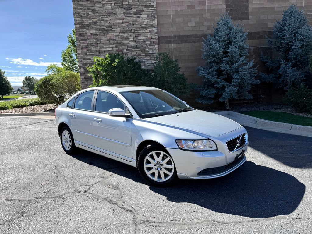Used 2008 Volvo S40 2.4i FWD image 2