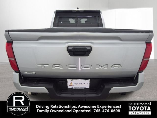 Used 2025 Toyota Tacoma SR5 AWD/4WD image 6
